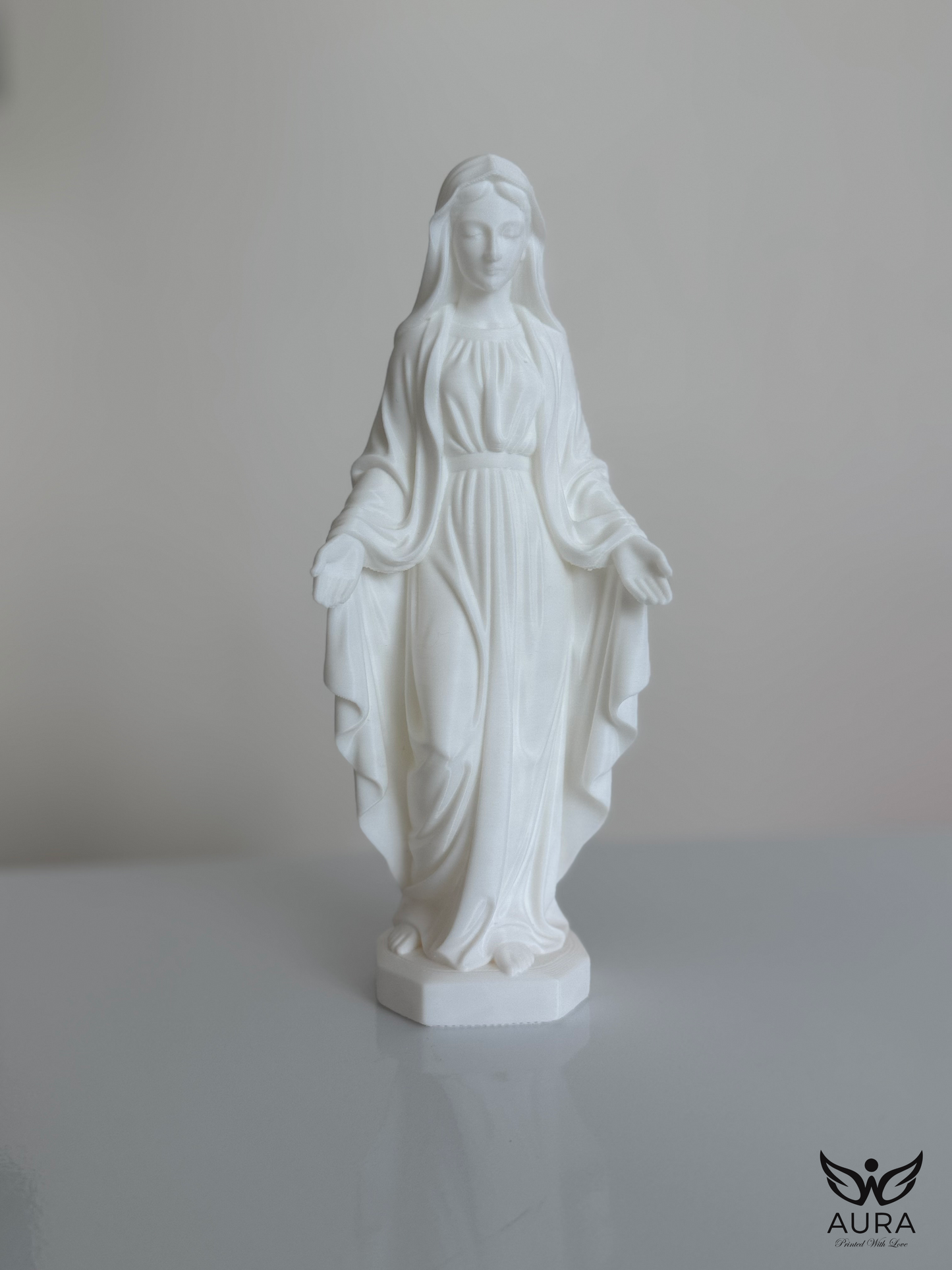 Bajo el Manto de María