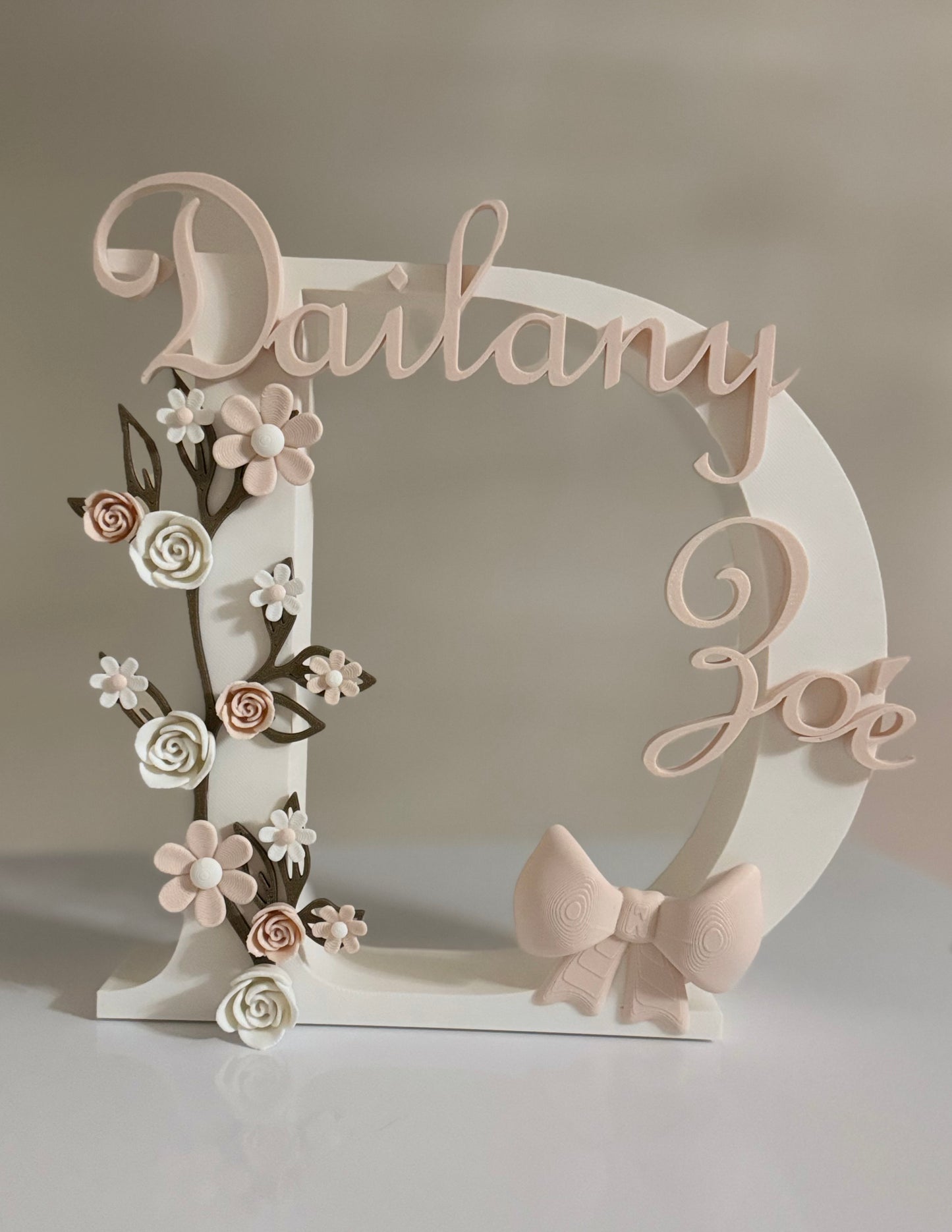 Set Personalizado • Inicial + Nombre + Figura Decorativa (Modelo Dailany Zoé)