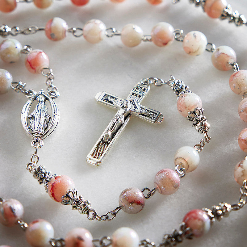 Nuestra Señora de la Divina Gracia — Rosario de Cristal Marmoleado (Rosa)